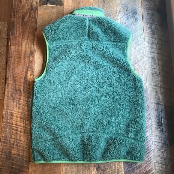 Patagonia Retro-X Fleece Vest - Picture 2 of 5
